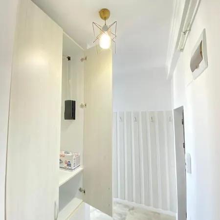 Apartament Nora Apartments 3 *